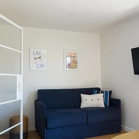 Le Soleil Bleu Hyerois Apartment *